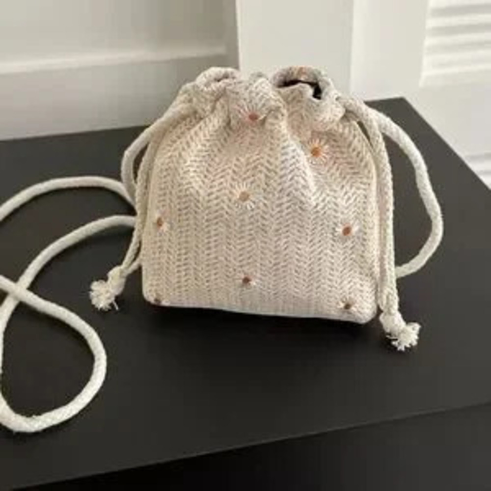 Style Unique Cream Drawstring Women mini Bag